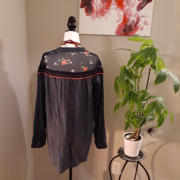 ✨HP✨Free People | Size XS 100% Cotton Blue Hearts & Colours Striped Tunic - Picture 6 of 10